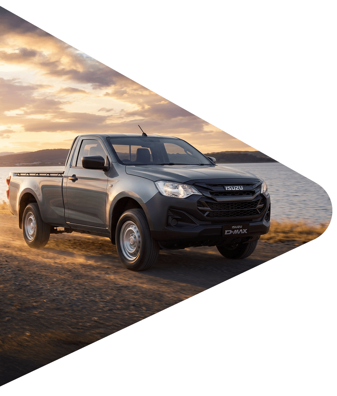 D-MAX SE en camino al atardecer
